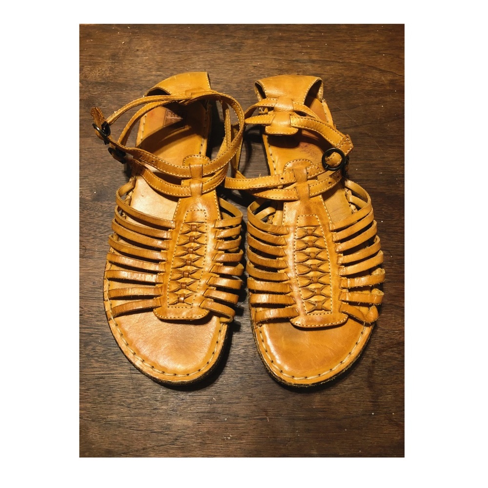 FRYE Leather Huarache style sandals